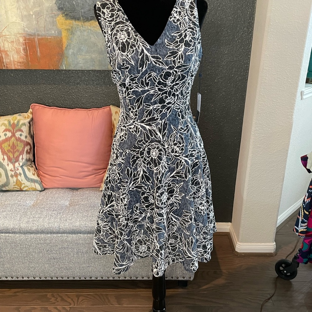 Tommy Hilfiger Elegant Floral Lace Dress